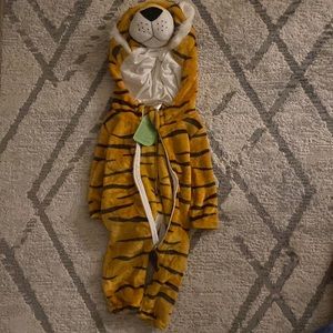 NWT Michele brand baby tiger outfit